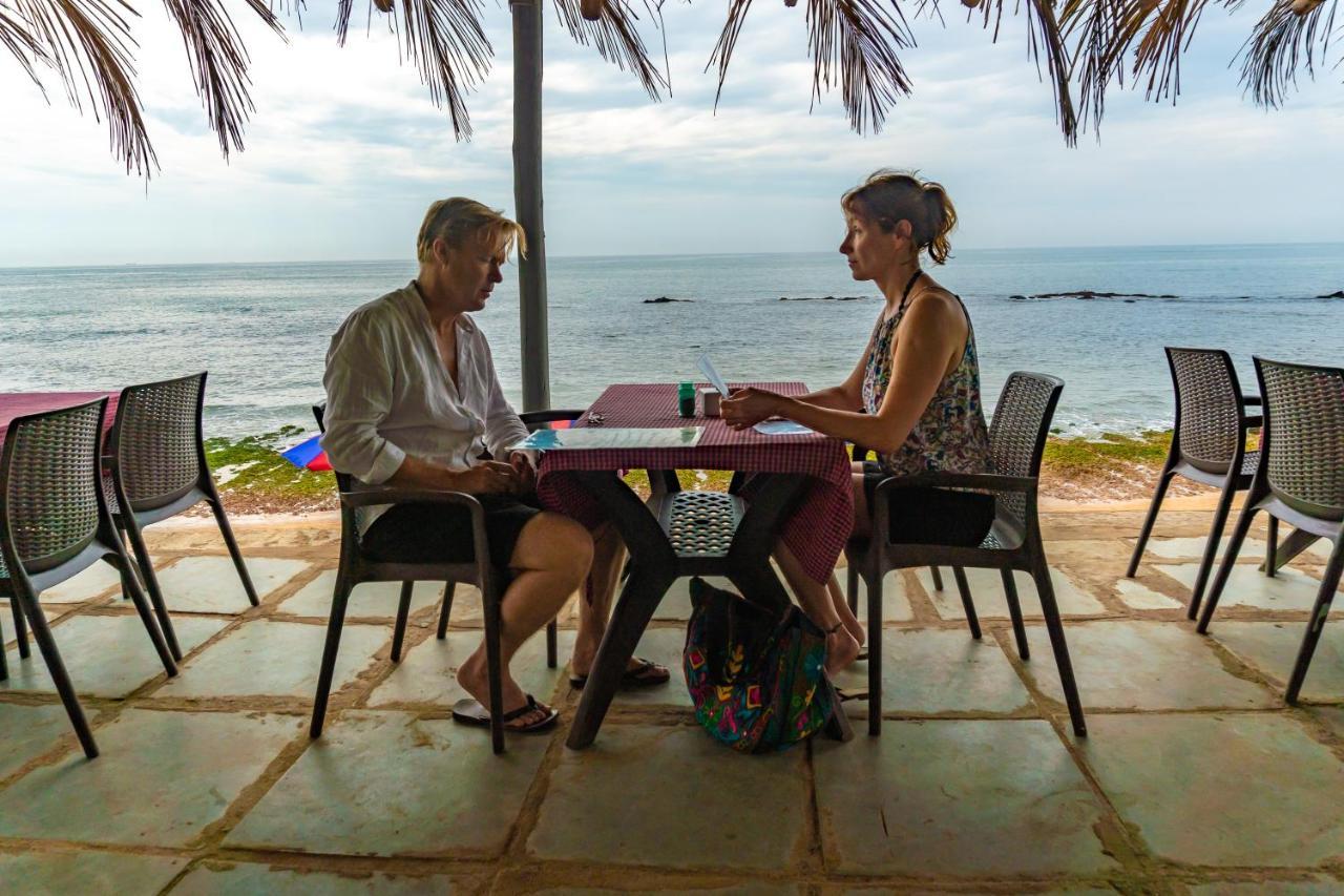 Vista Praia Beach Resort Anjuna Zewnętrze zdjęcie