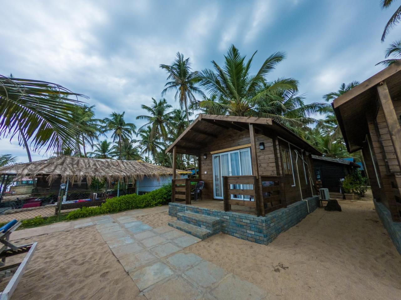 Vista Praia Beach Resort Anjuna Zewnętrze zdjęcie
