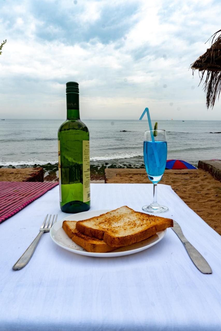Vista Praia Beach Resort Anjuna Zewnętrze zdjęcie
